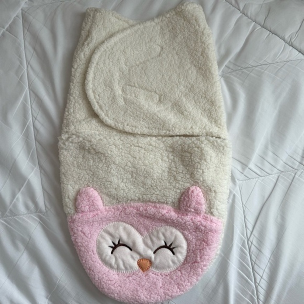 NWOT Chickpea Sherpa Infant Swaddle size 3-6 months